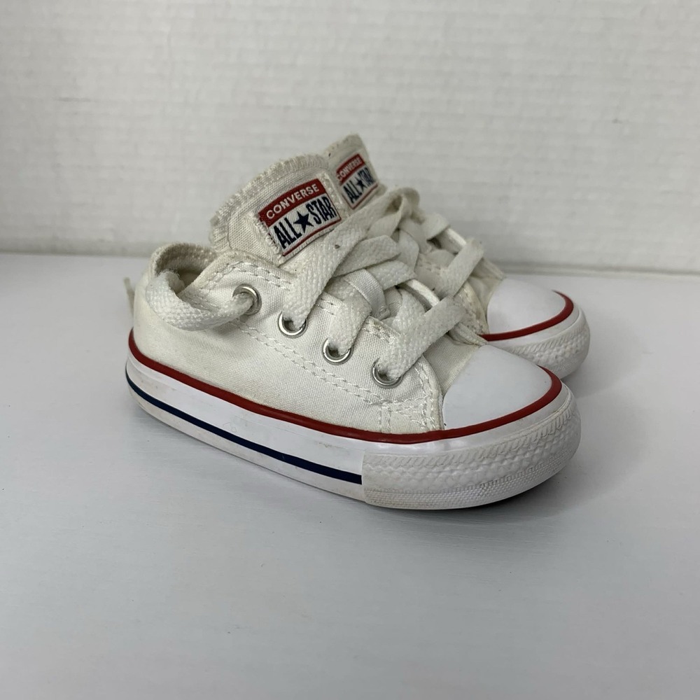 Converse Chuck Taylor All Star  Size 5 White 7J256 Infant